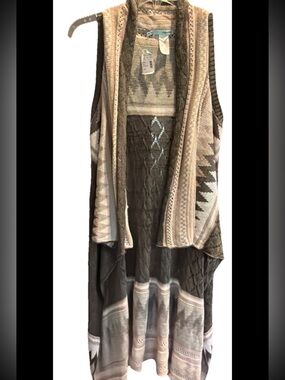 Maurices Long Green Tan White NEW Acrylic Knit Tan Cardigan Sweater Women’s S M